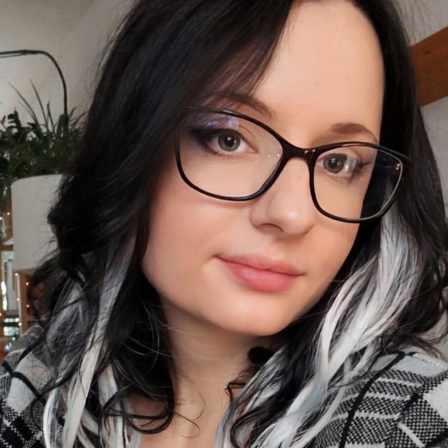 Danielle Weedman_headshot